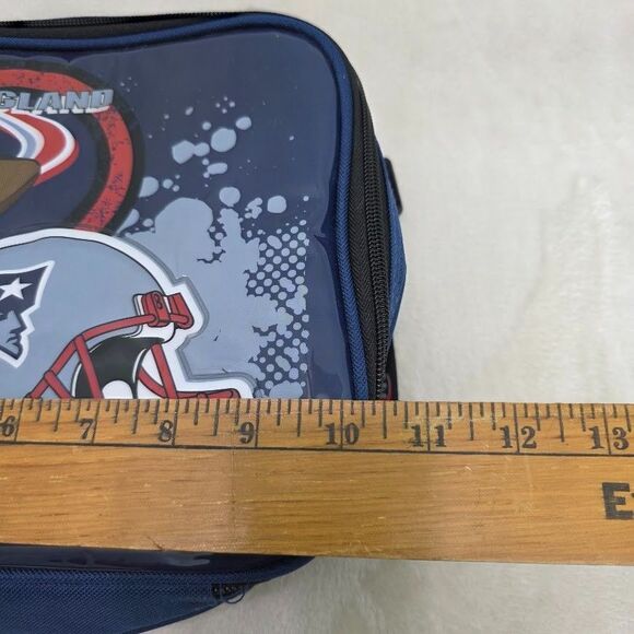 The Northwest Lunchbox New England Patriots Zippered 10" x 8" x 4" Navy Black - Picture 6 of 11